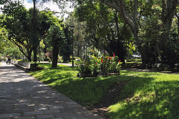 parque en san jose la sabana